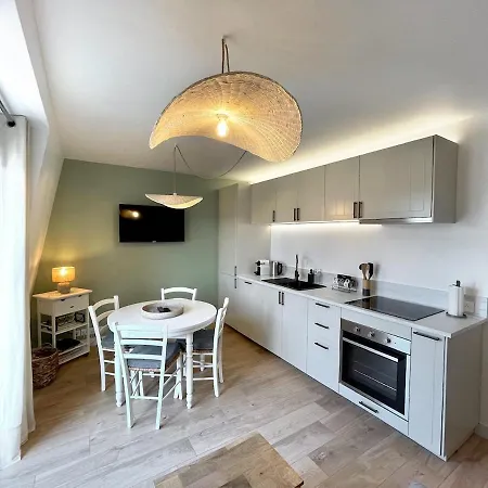 T2 Vue Mer, Au Balcon Des Marees Apartamento Bréhal